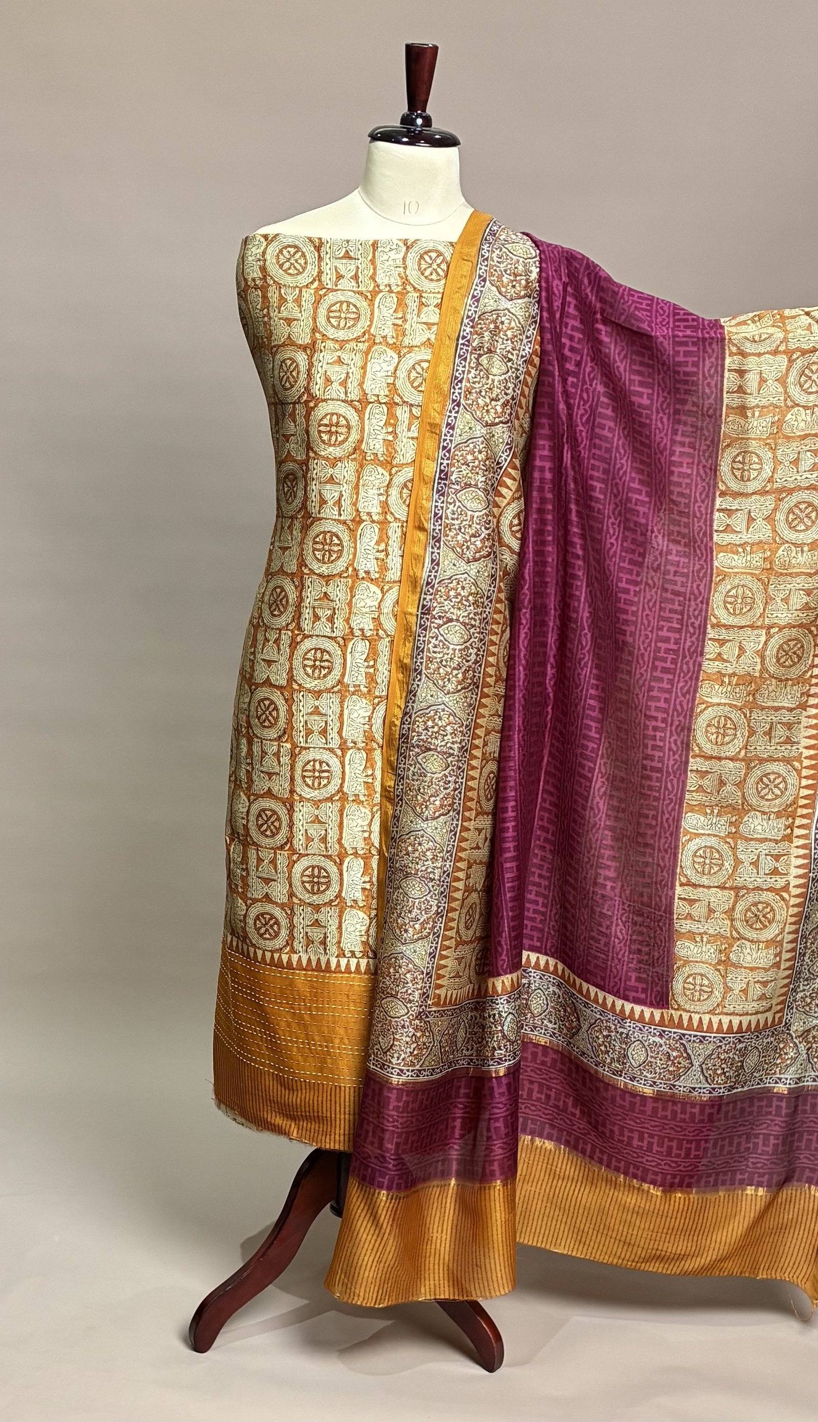 Maheshwari Suit Piece - Ivory and Gold